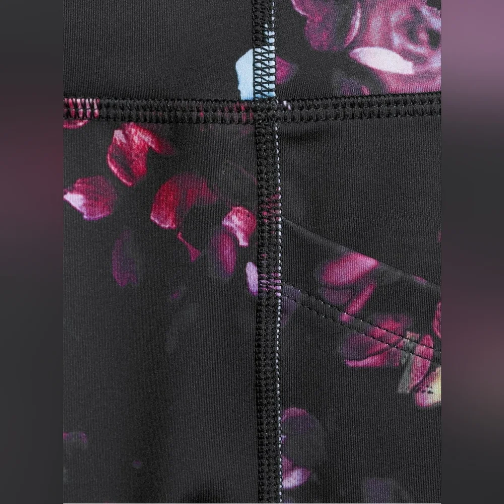 Avia Active Performance Capri Leggings - Picture 4 of 5